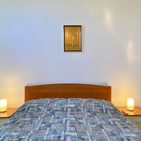 Elegante Appartamento In Centro Палермо Екстериор снимка